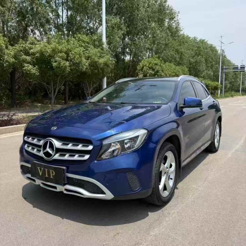 青岛18年奔驰GLA3