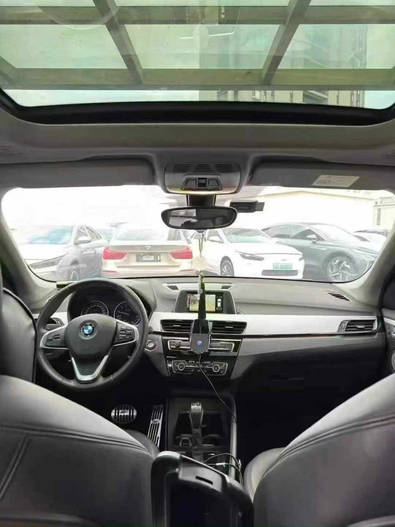 南京17年宝马X14