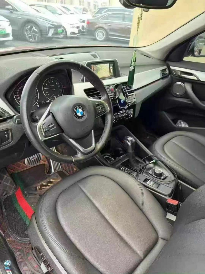 南京17年宝马X16