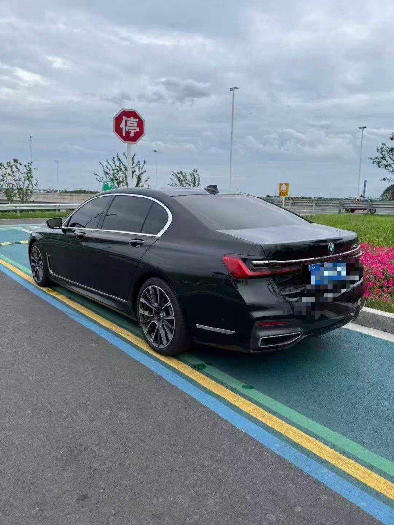 南京22年宝马7系7