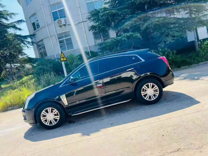 青島12年凱迪拉克SRX7