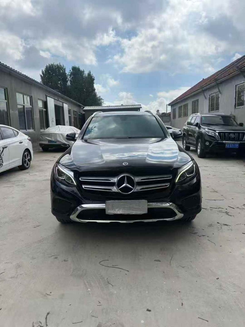 青岛19年奔驰GLC1