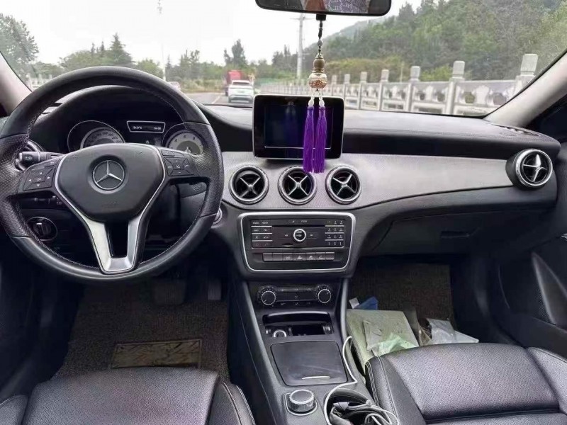 淄博16年奔驰GLA4