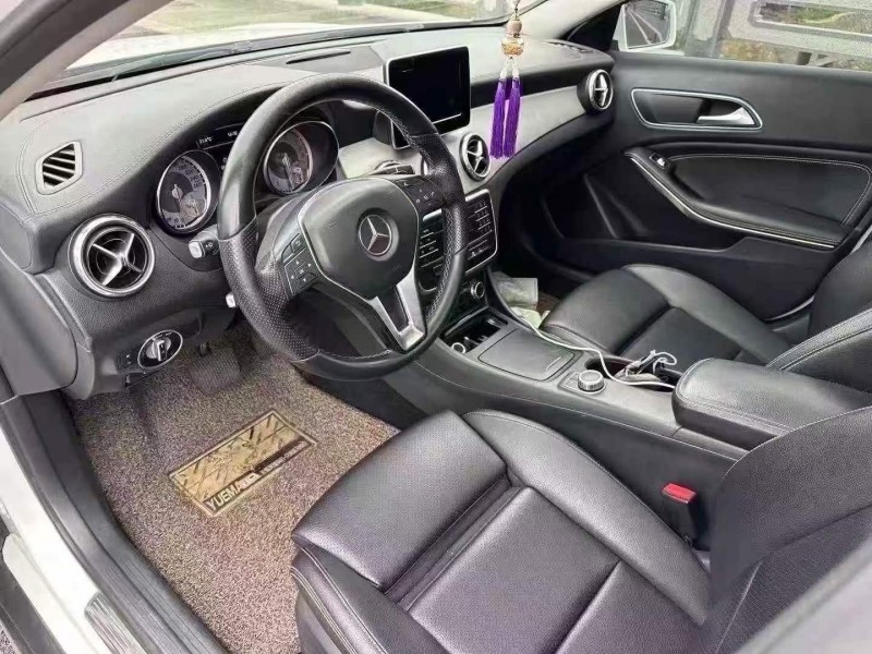 淄博16年奔驰GLA5