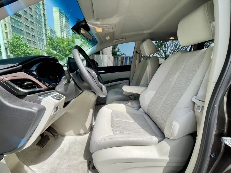 徐州23年别克GL84