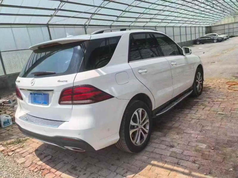 淄博17年奔驰GLE8