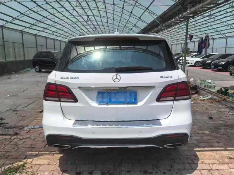 淄博17年奔驰GLE9