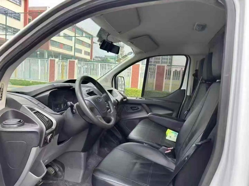 厦门17年福特全顺5