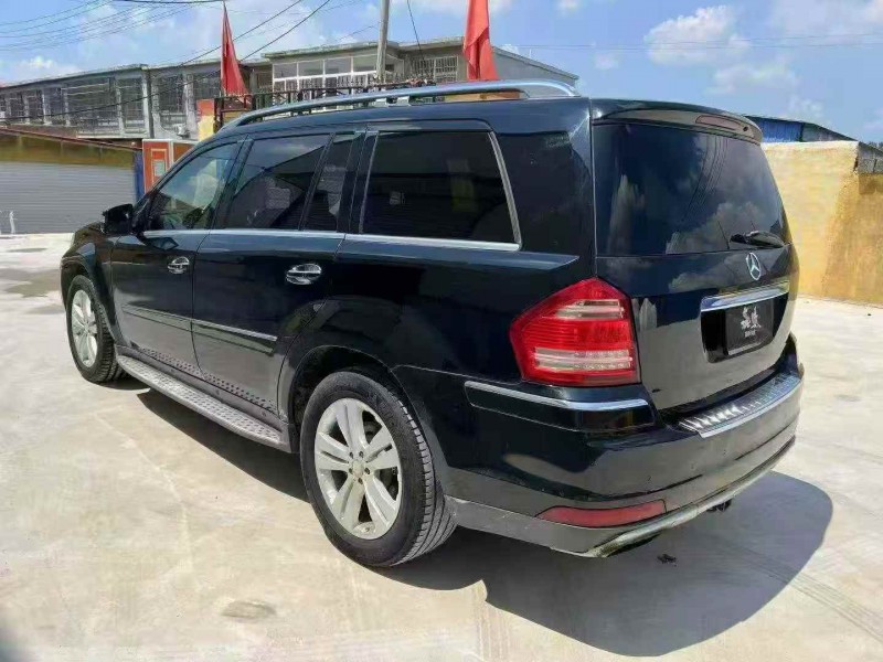 淄博12年奔驰GL8