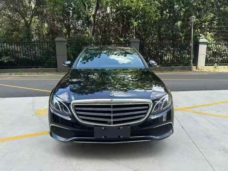 徐州19年奔驰E1