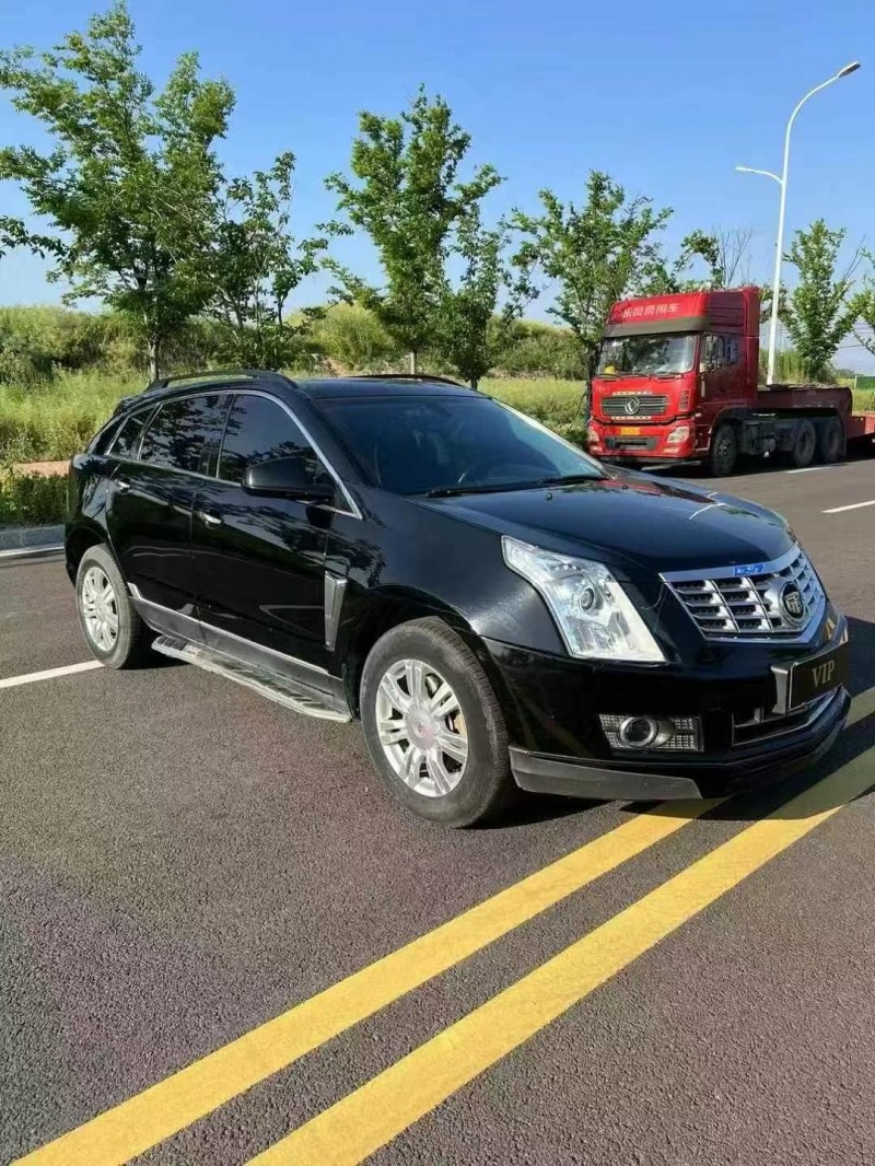 宿遷16年凱迪拉克SRX3