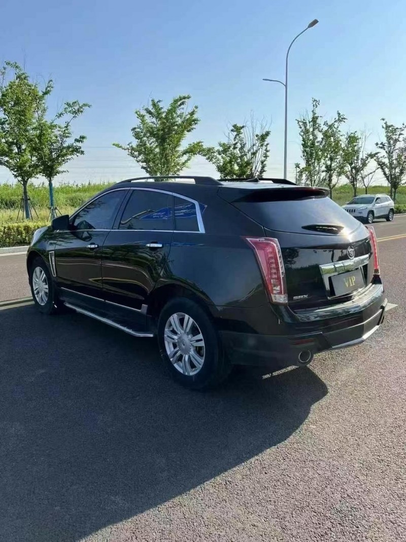 宿遷16年凱迪拉克SRX7