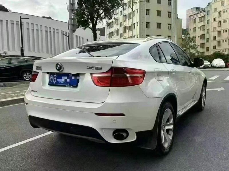 深圳09年宝马X67