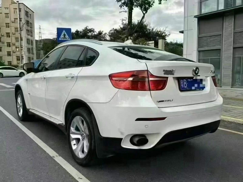 深圳09年宝马X68