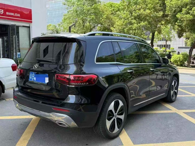 东莞23年奔驰GLB7