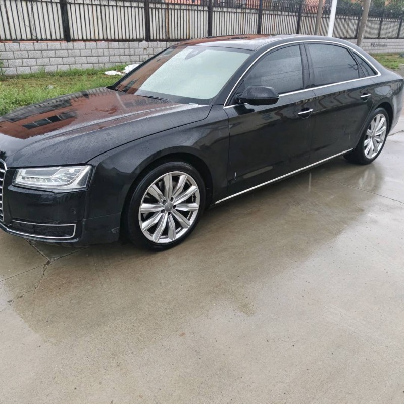 天津18年奥迪A8L4