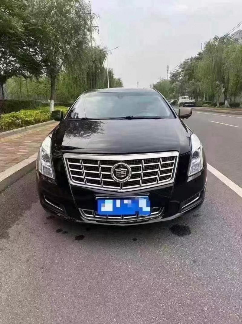 青島15年凱迪拉克XTS1