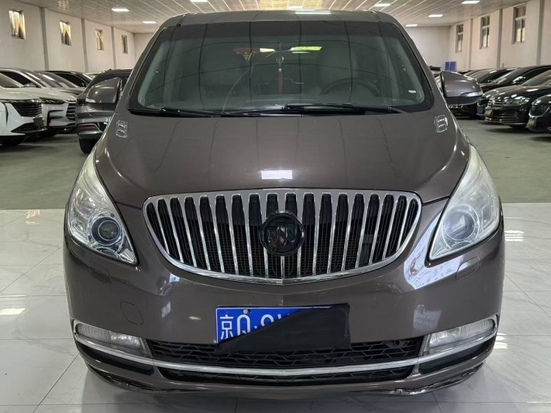 廊坊12年別克GL81