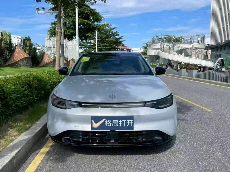 深圳24年零跑汽車C011