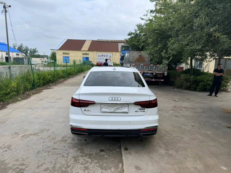 徐州21年奥迪A4L9