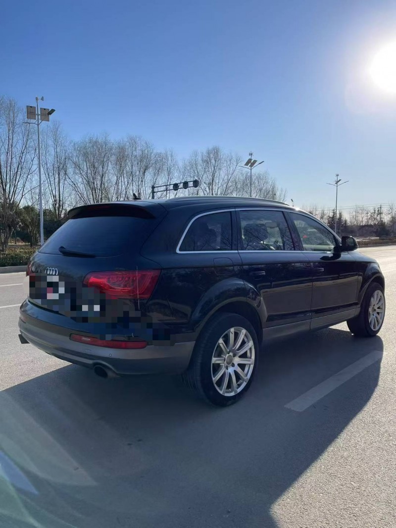 枣庄13年奥迪Q79