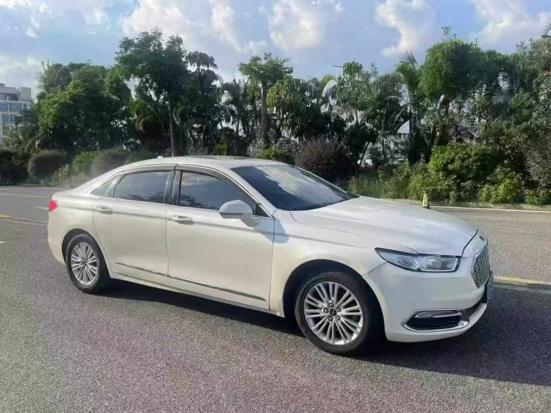 深圳17年福特金牛座2