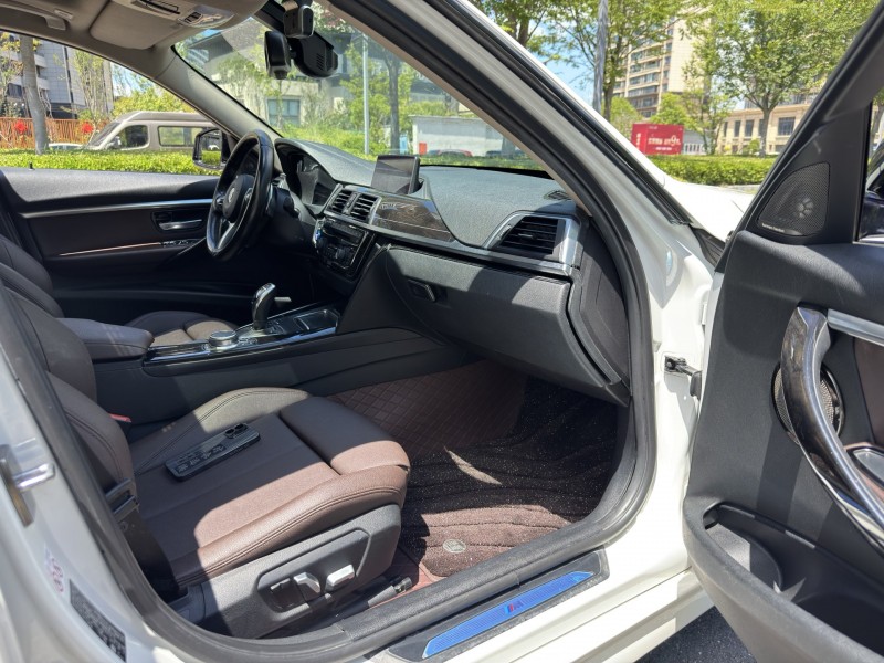 鹽城18年寶馬3系9