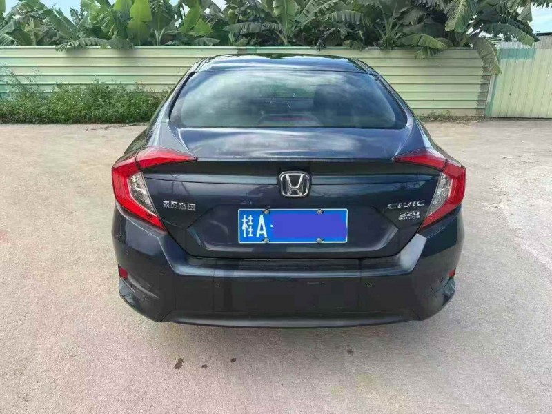 珠海17年本田思域9