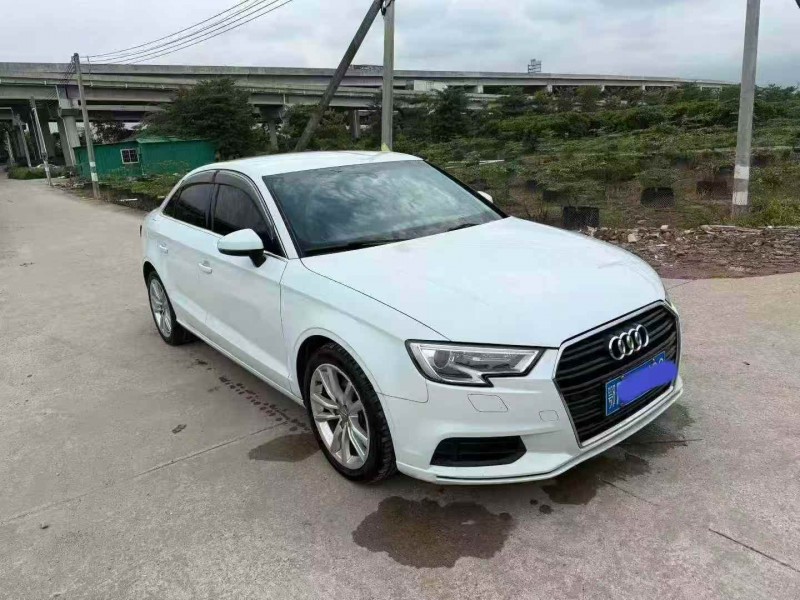 珠海17年奥迪A32