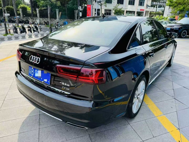 深圳18年奥迪A6L8