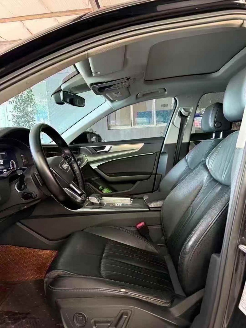 青岛20年奥迪A6L5