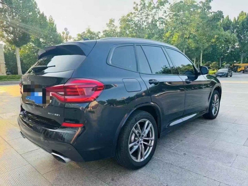 青岛19年宝马X38