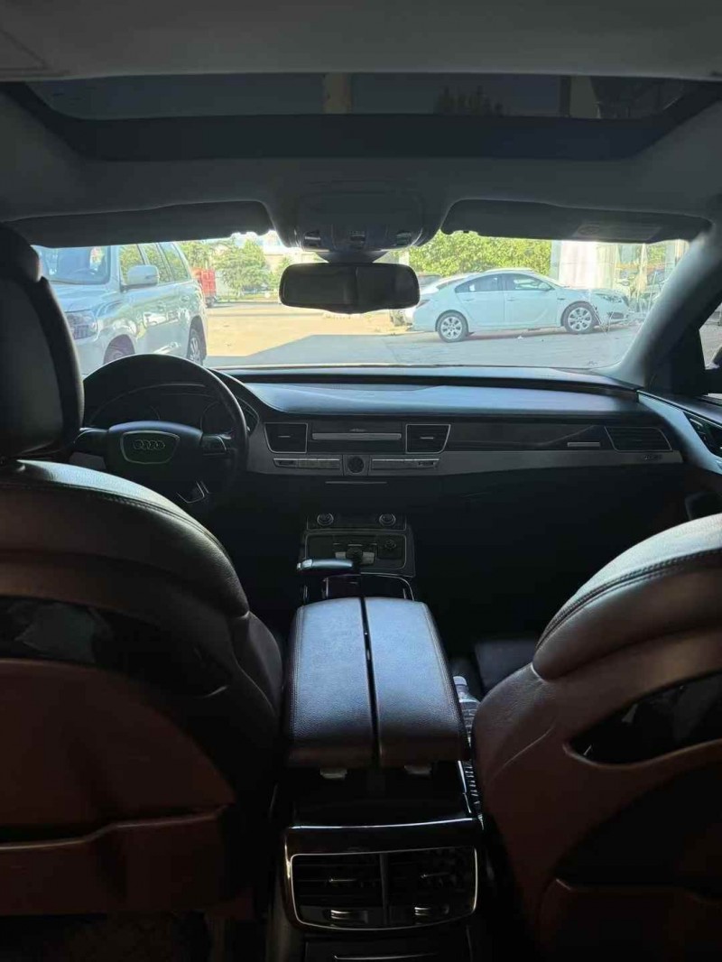 枣庄18年奥迪A8L4