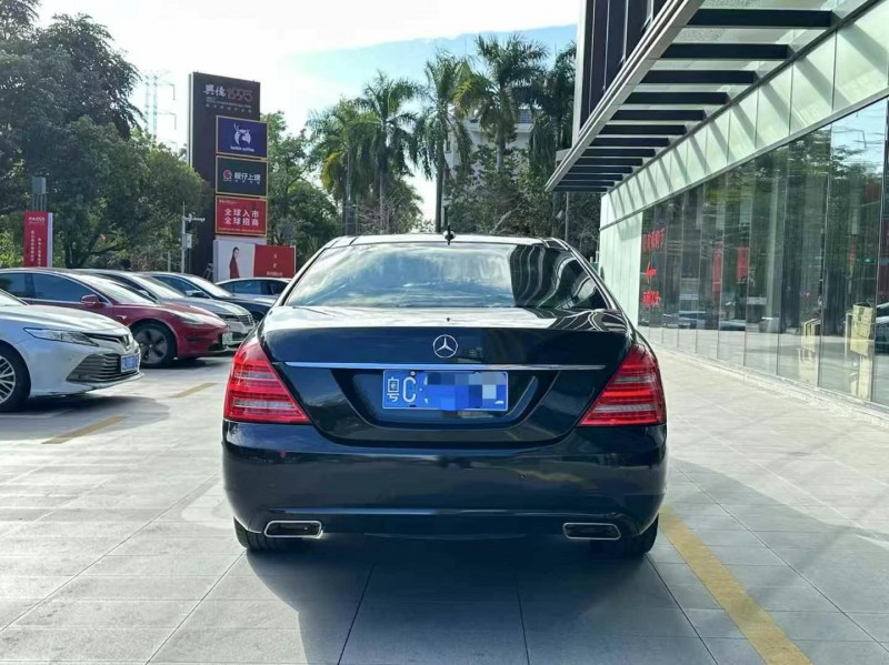 深圳13年奔驰S9
