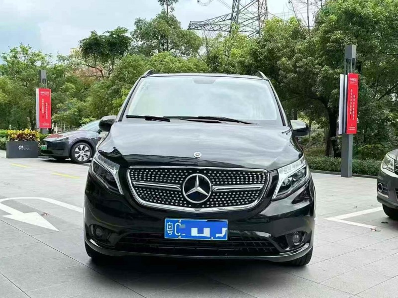 深圳20年奔驰威霆1