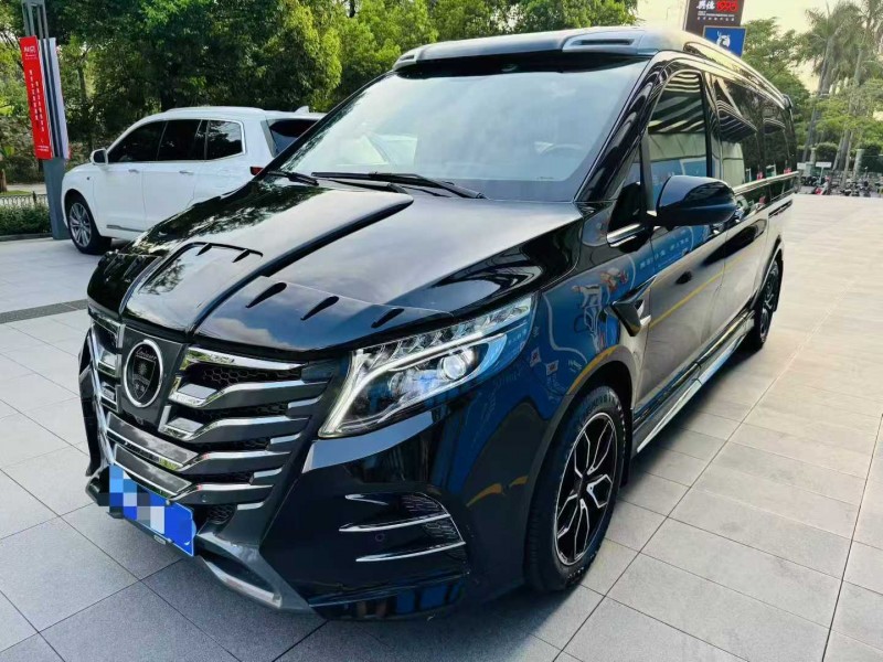 深圳23年奔驰罗伦士2