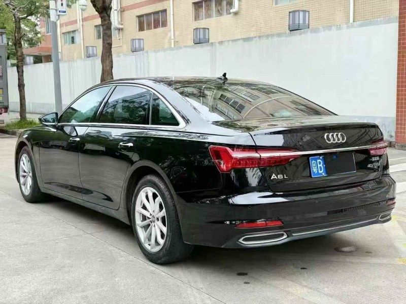 深圳22年奥迪A6L8