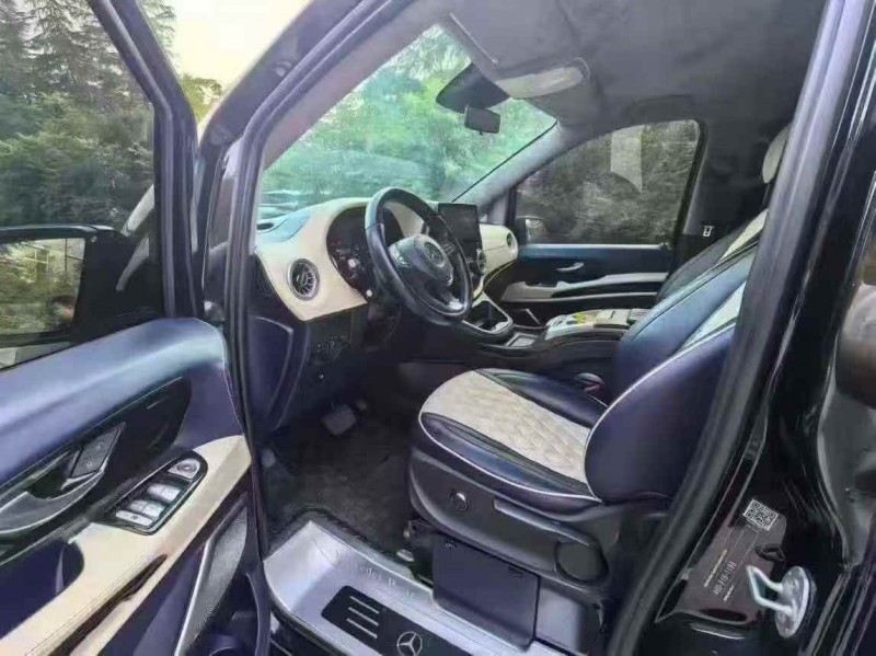 徐州20年奔驰威霆4