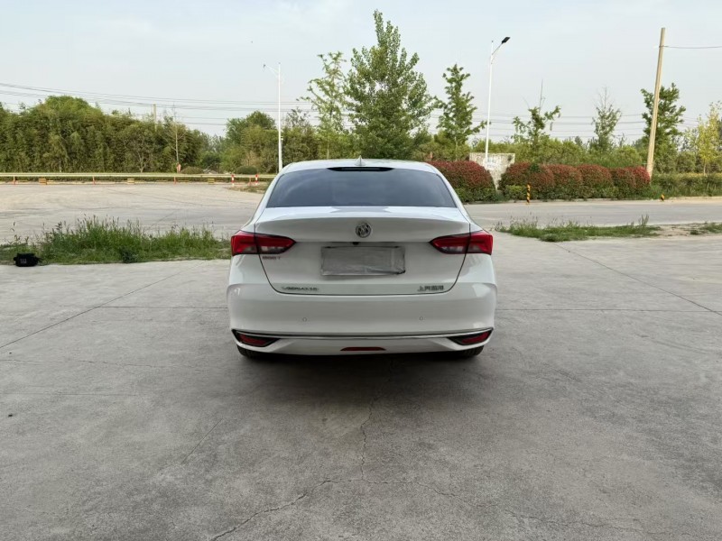 徐州22年别克威朗9