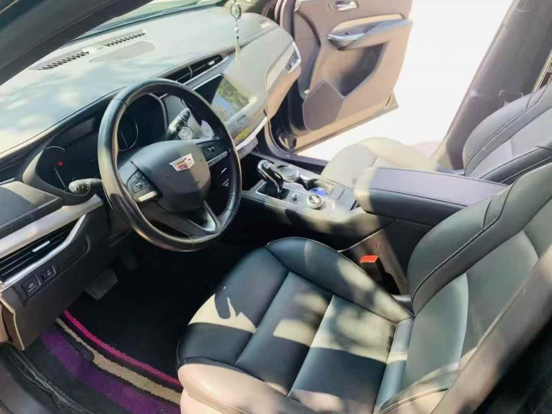 淄博20年凱迪拉克XT45