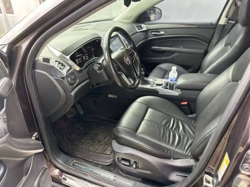 青島16年凱迪拉克SRX4