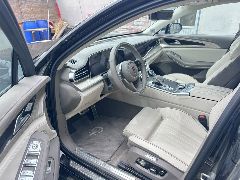 青島22年紅旗H94