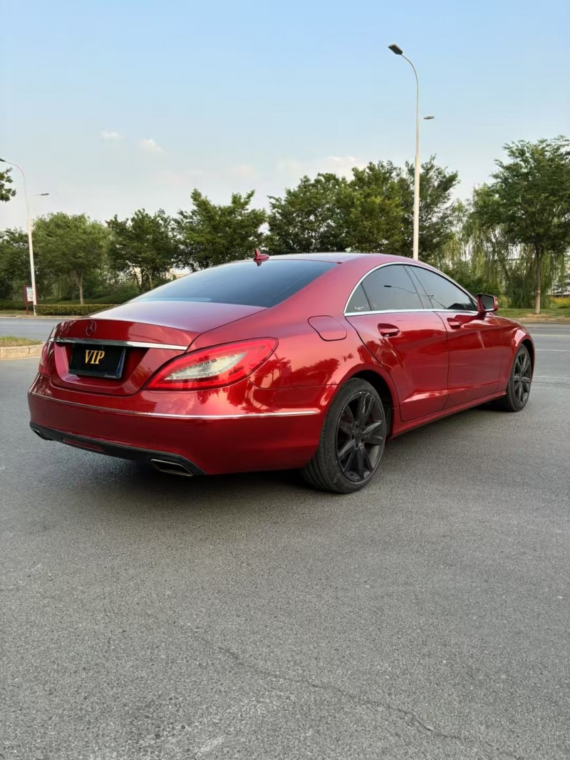 宿迁13年奔驰CLS8