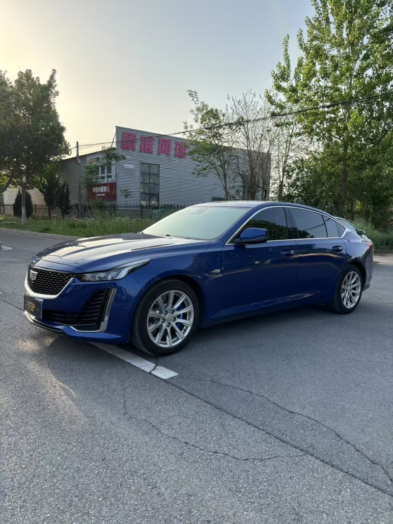 宿遷20年凱迪拉克CT52