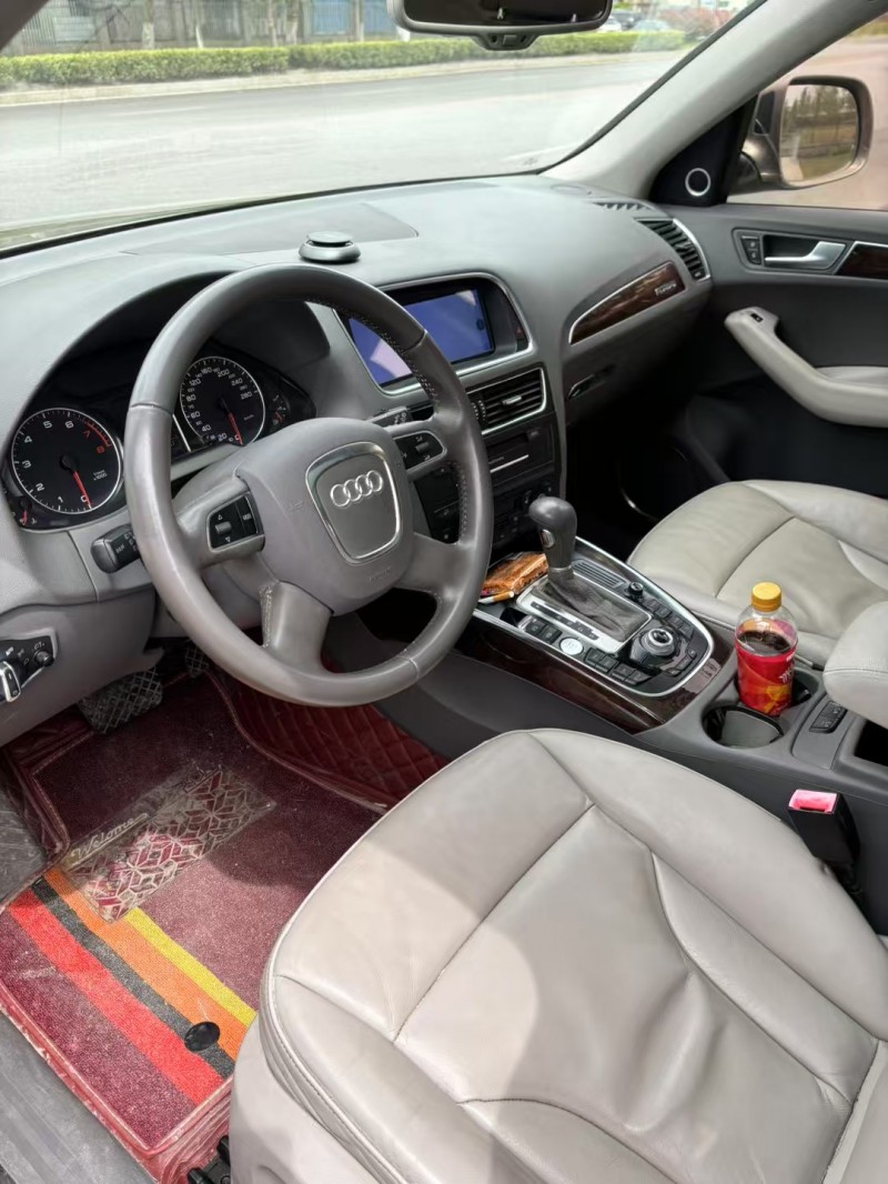 宿迁13年奥迪Q56