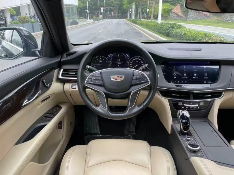 深圳20年凱迪拉克CT62