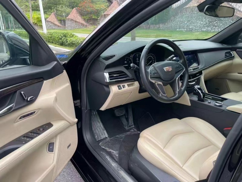 深圳20年凱迪拉克CT63