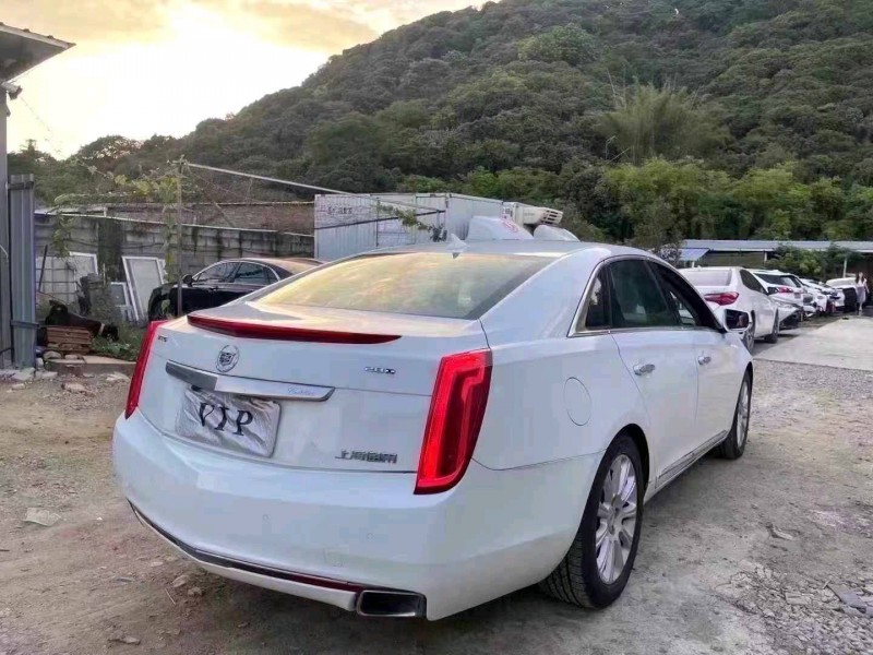 深圳14年凱迪拉克XTS8