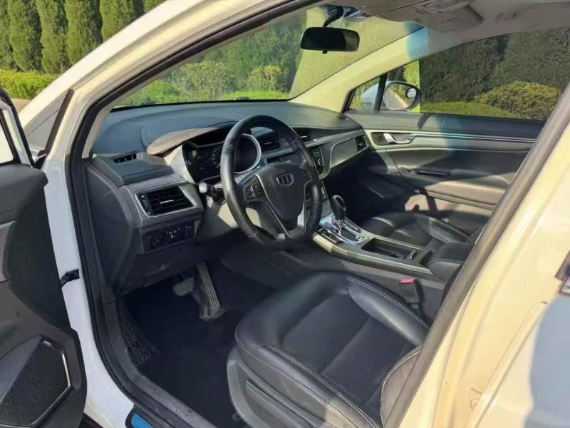 青島16年吉利帝豪4