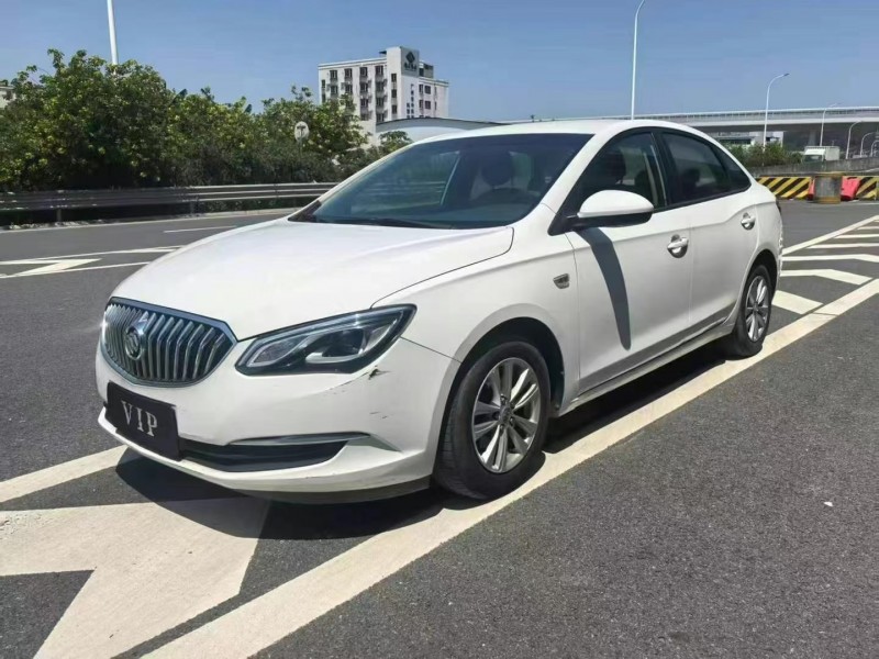 广州16年别克英朗2